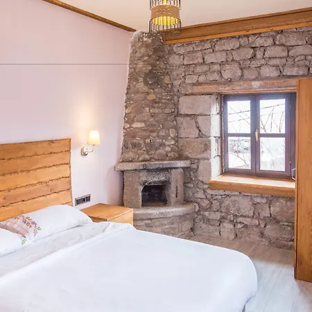 Yildiz Hotel *