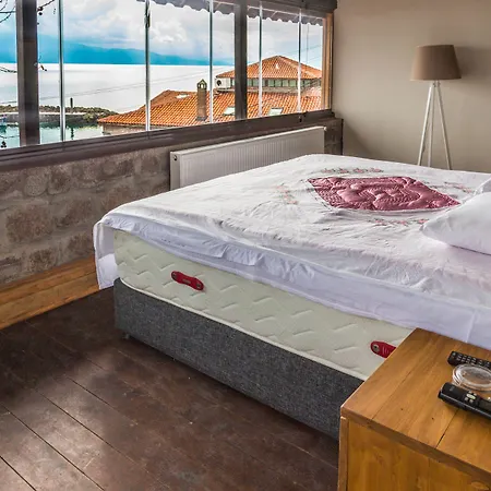 Yildiz Hotel *